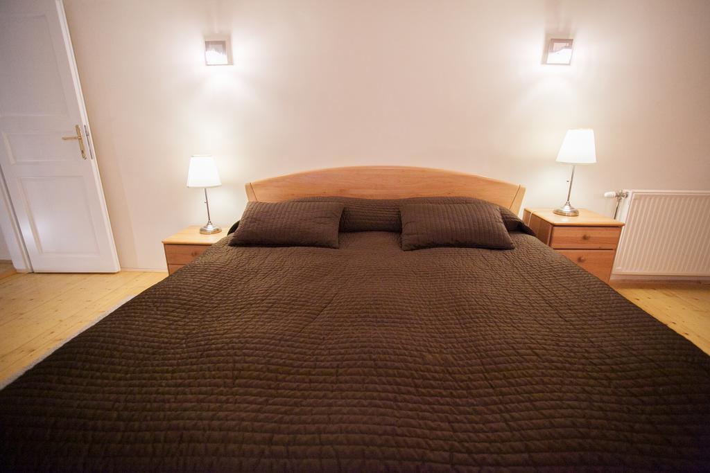 Agora Apartment Будапеща Екстериор снимка