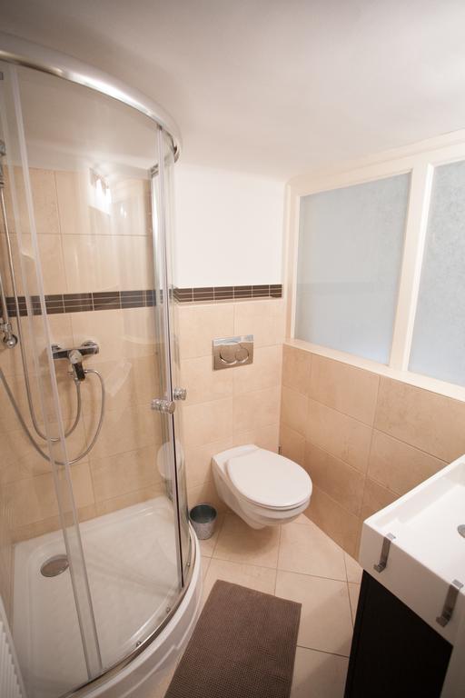 Agora Apartment Будапеща Екстериор снимка