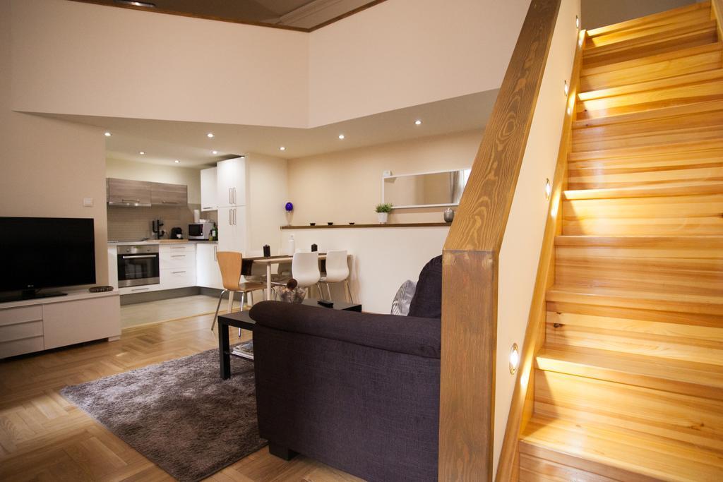 Agora Apartment Будапеща Екстериор снимка