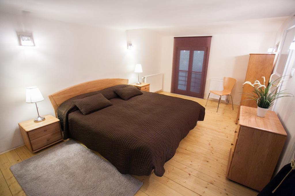 Agora Apartment Будапеща Екстериор снимка