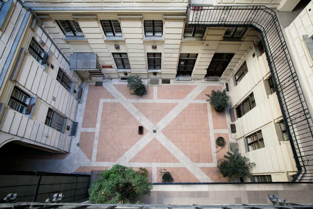 Agora Apartment Будапеща Екстериор снимка